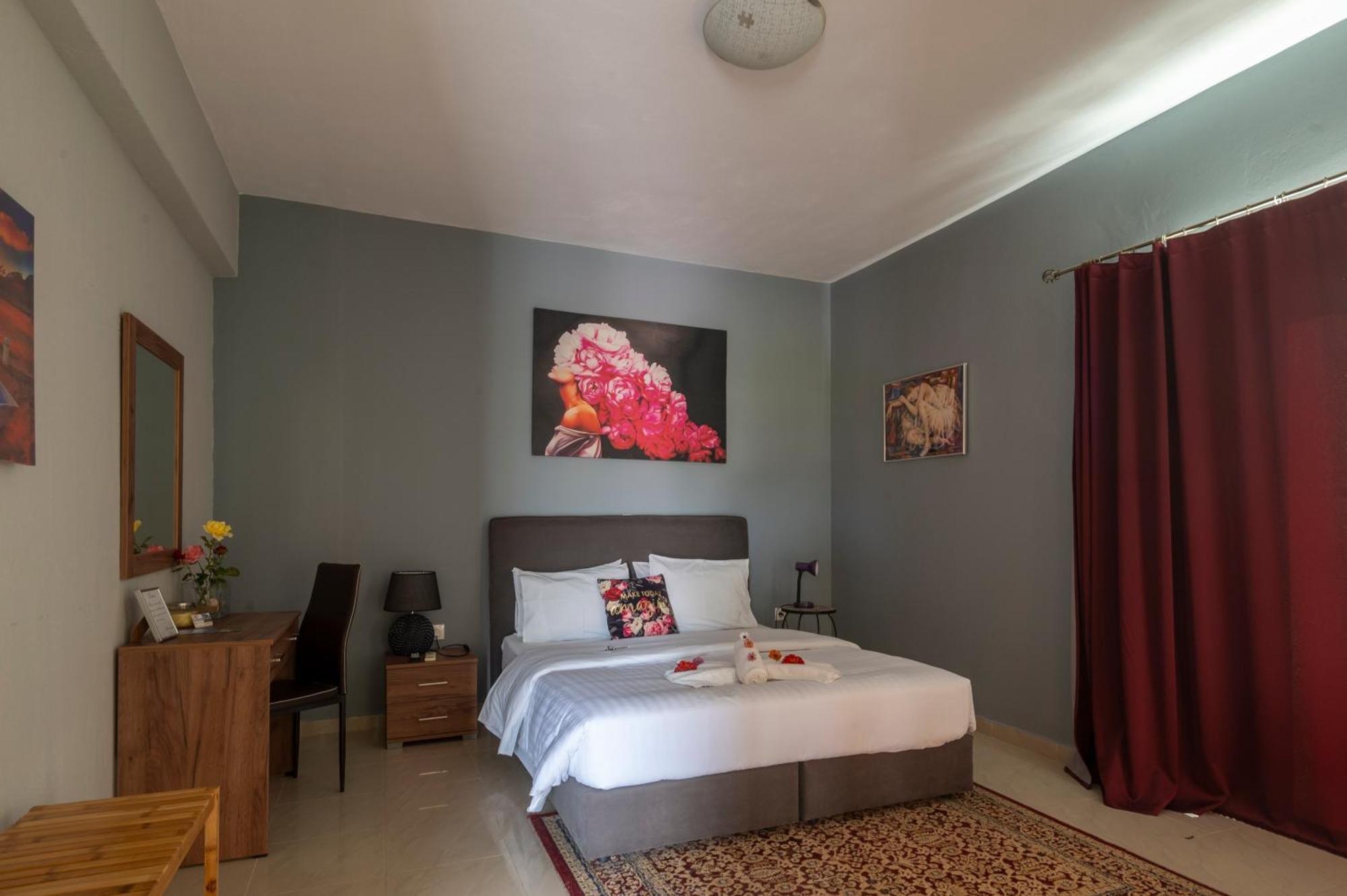 La Vatura Hotel เกียโลวา ภายนอก รูปภาพ