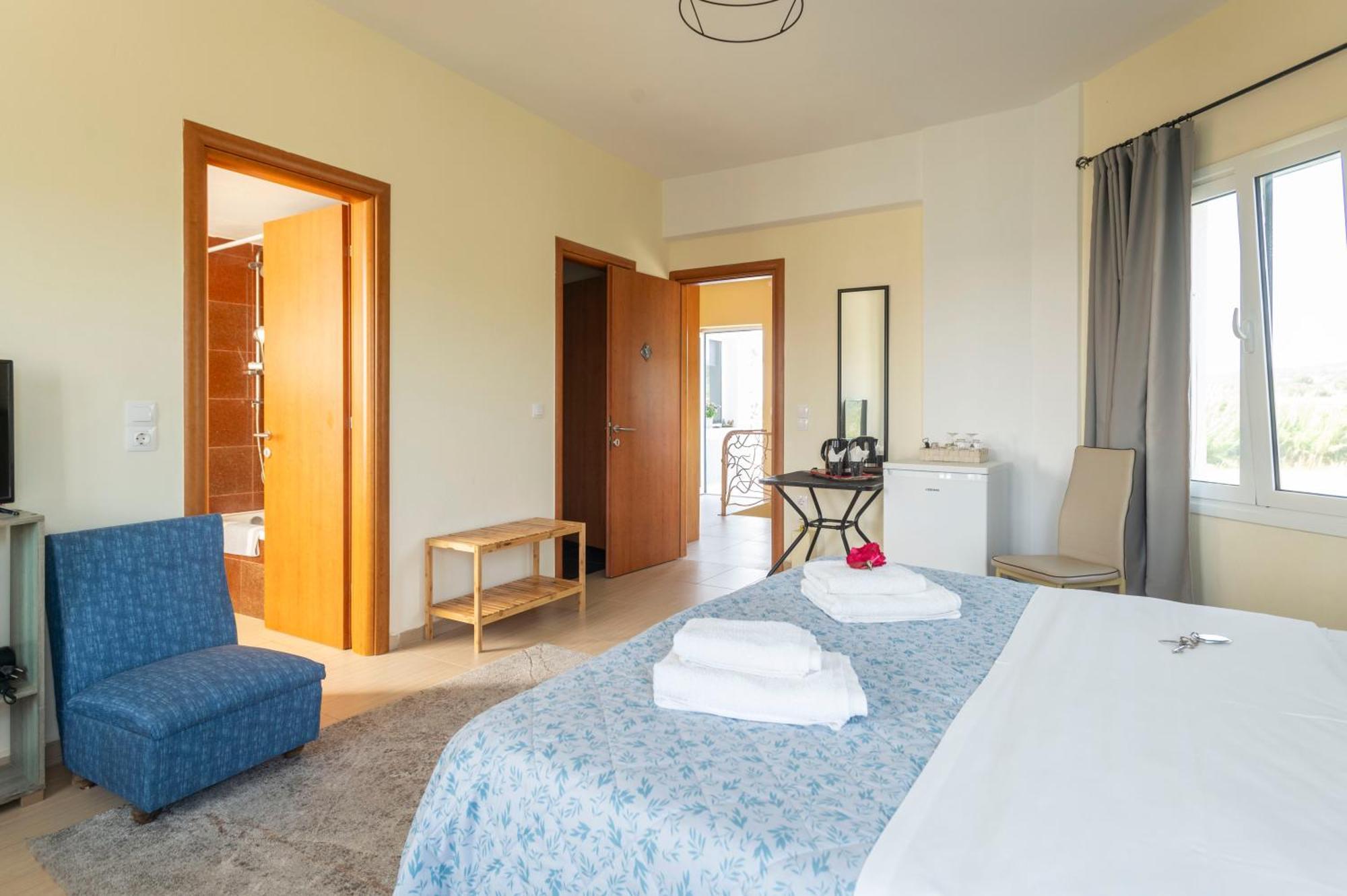 La Vatura Hotel เกียโลวา ภายนอก รูปภาพ